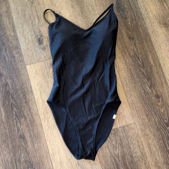 Summersalt One-Piece Swimsuit – Size 4 – Black - Picture 3 of 4